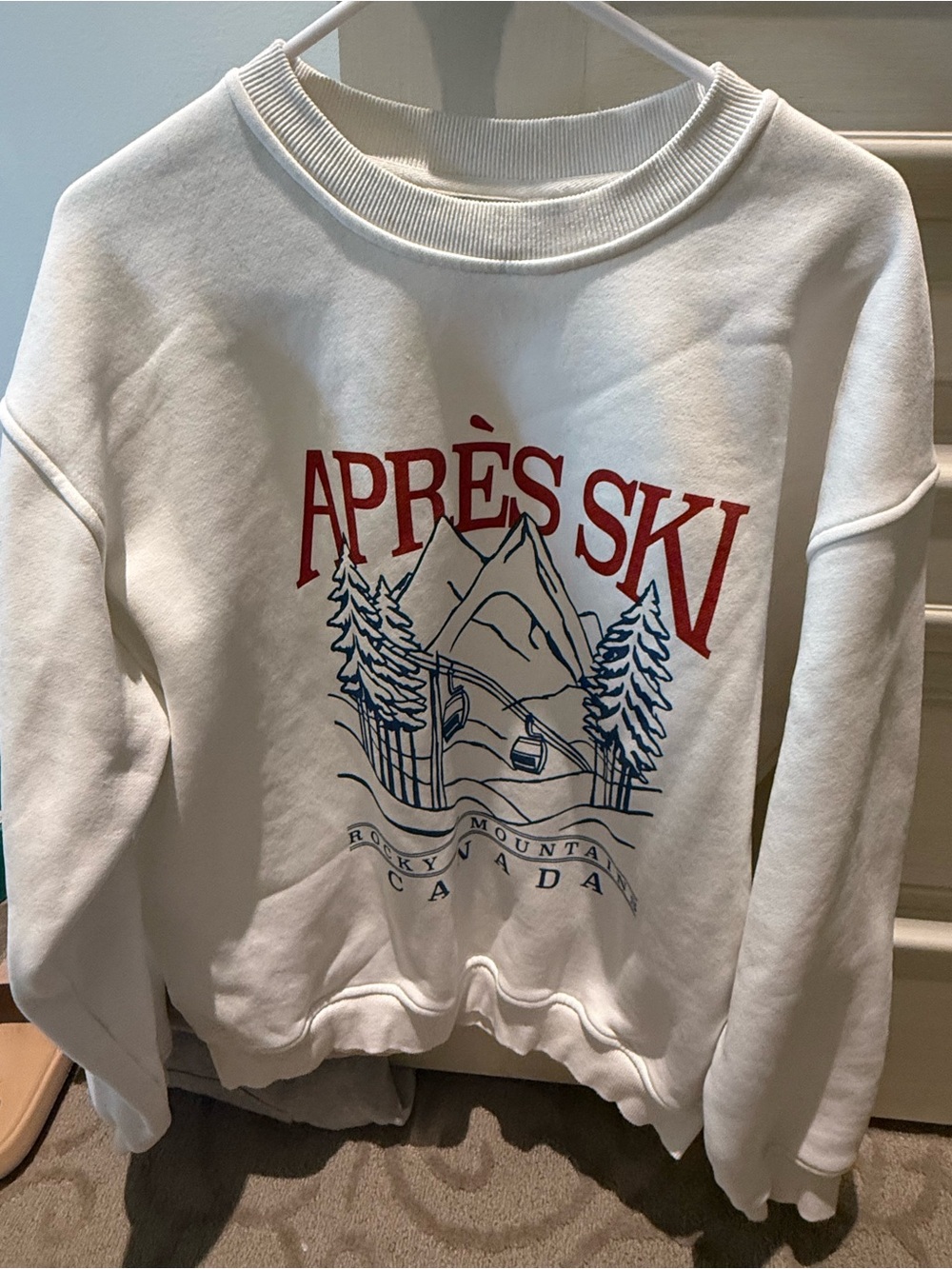 Après Ski Graphic Crewneck Sweatshirt - White